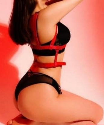 Страстная и нежная, я сделаю все, чтобы вы почувствовали себя желанным и удовлетворенным. Возможны различные варианты встреч - от классического секса до экспериментов. Фото соответствуют действительности, на них я вся великолепна и сексуально одета. У меня есть отличные отзывы, которые подтверждают мою профессиональность и индивидуальный подход к каждому. Позвони мне, и ты не пожалеешь 🌟🌟🌟 5454, 21 год