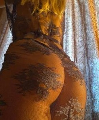 💋 Я создана для того, чтобы раствориться в объятиях страсти и сделать твои самые смелые фантазии реальностью. 🌟 Мои услуги максимально индивидуальны и удовлетворят даже самых искушенных ценителей. 🌹 Откровенные фото и положительные отзывы подтвердят, что ты сделал правильный выбор, обратившись ко мне. 💖 Давай забудем о реальности и погрузимся в мир наслаждения вместе. Встречусь с тобой в Москве и подарю тебе незабываемые моменты страсти и блаженства. 🌃✨ 8490, 29 лет